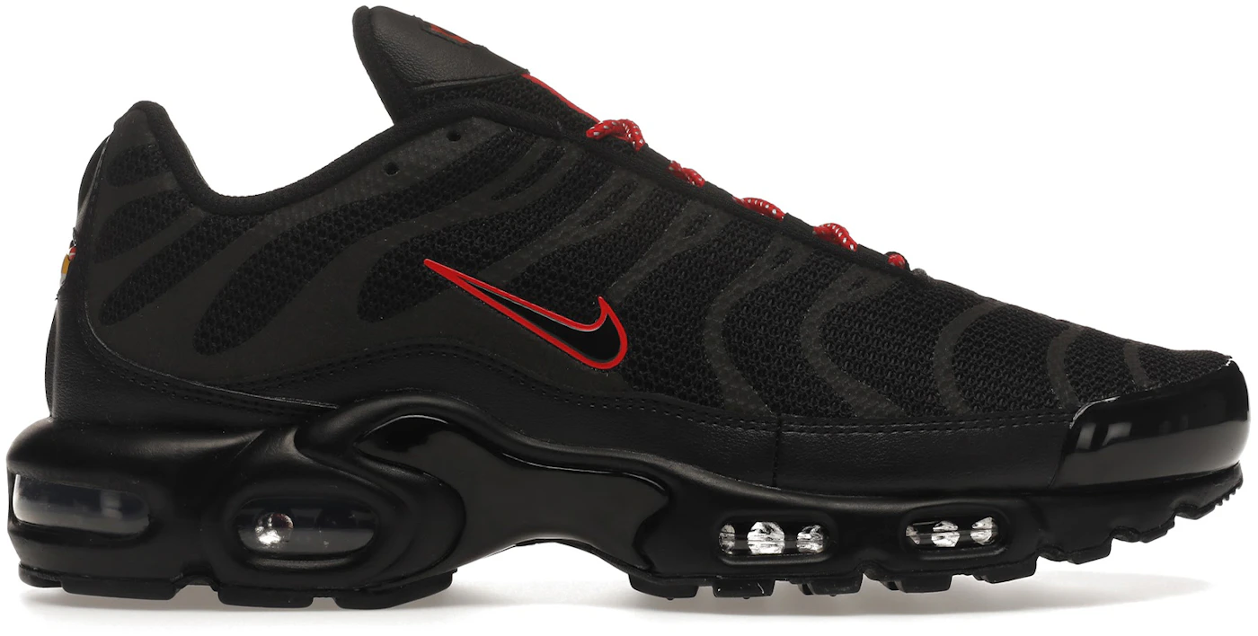 Nike TN Air Max Plus Displays Reflective Uppers In Black And Red - Fastsole