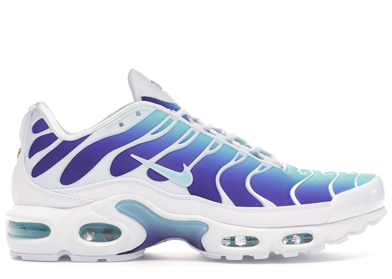 white and light aqua air max plus