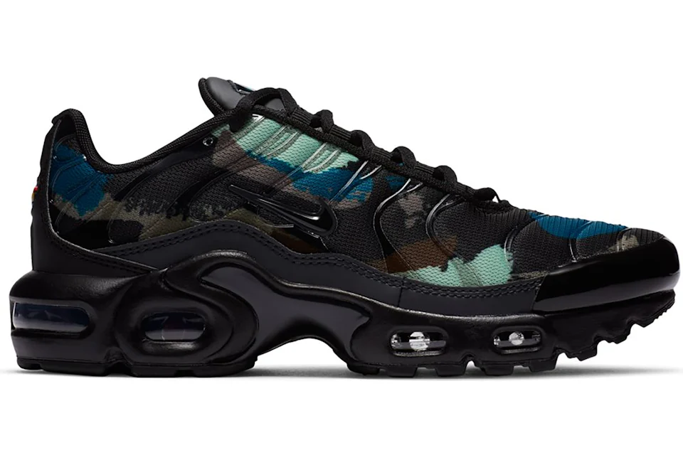 Black nike air max top plus boys