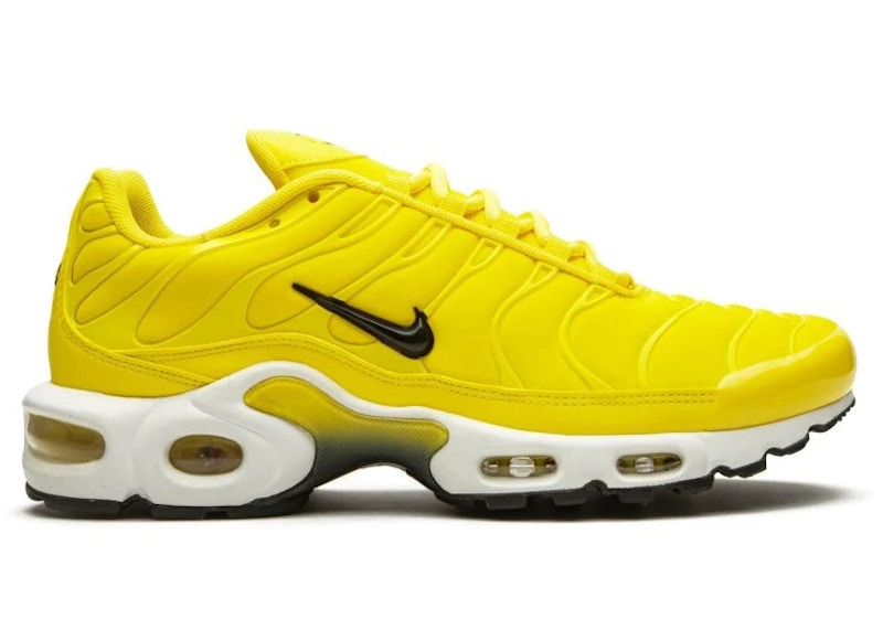 nike yellow tick