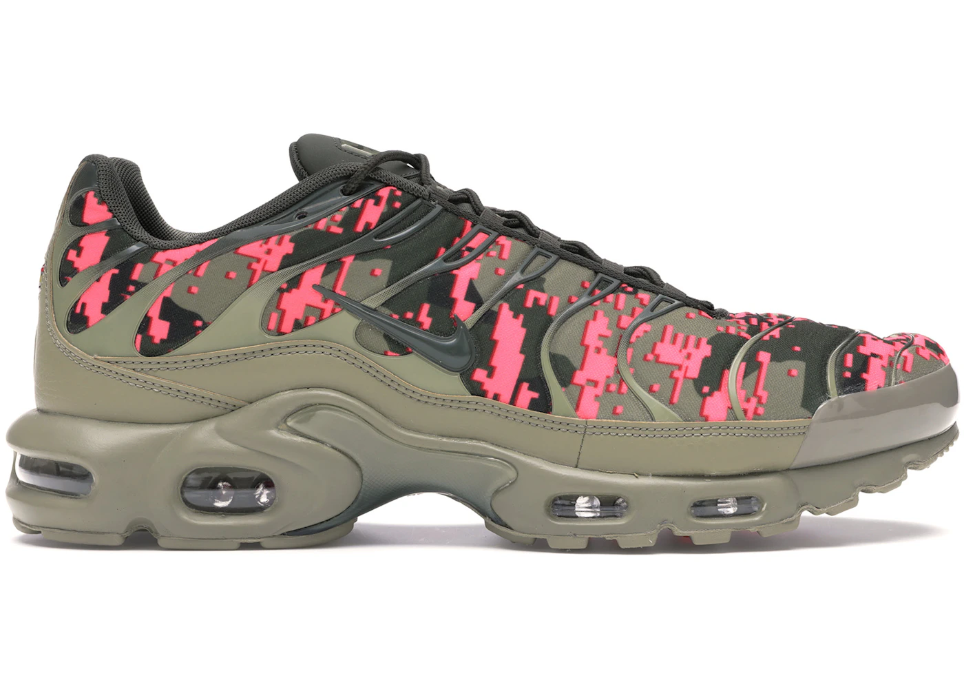Nike air max plus camo Clearance