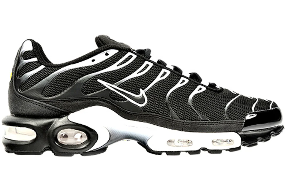 Nike air max sale plus black sale