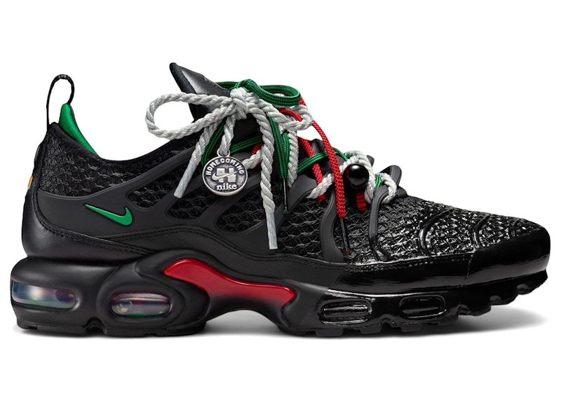 Men's Nike Air Max Plus Homecoming Sneakers in Black/Court Green/University Red