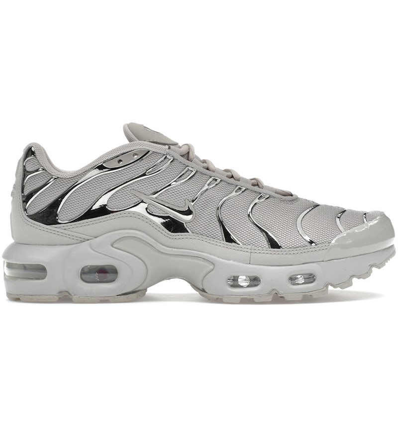 Nike Air Max Plus Light Iron Ore Gym Red Smoke Grey Metallic