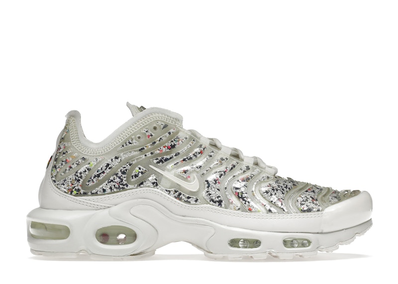 Nike Air Max Plus Phantom Silver Women s