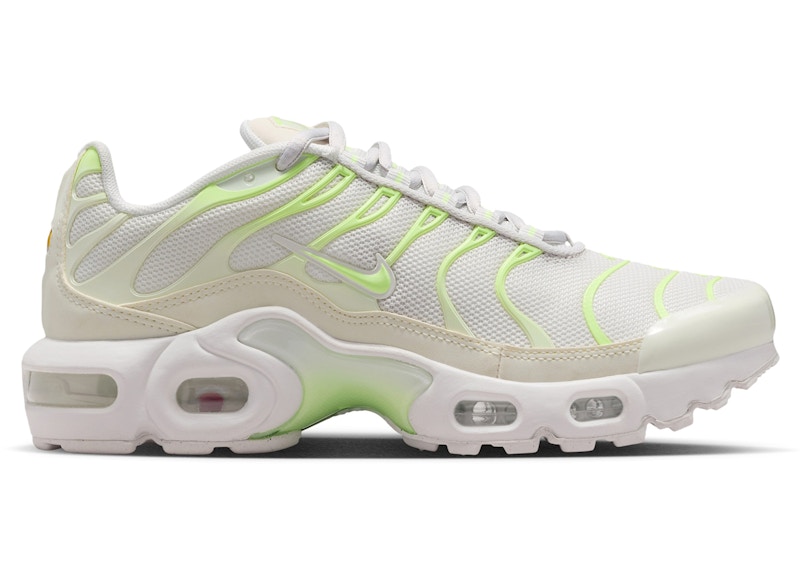barely volt air max plus tn