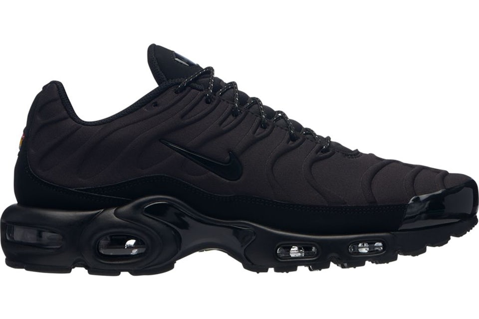Nike air max 2025 plus se triple black