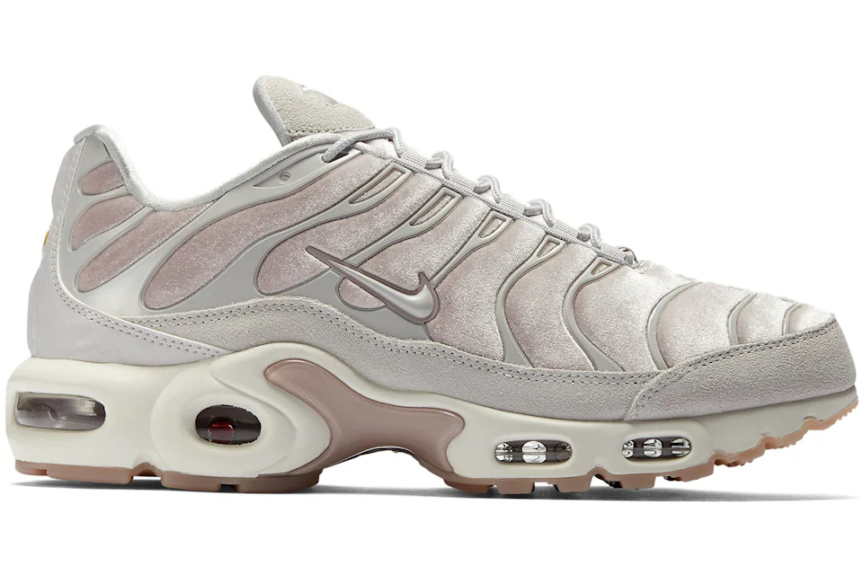 Nike air top max velvet pink