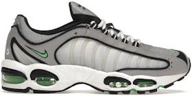 Supreme Nike Air Max Tailwind 4 IV AT3854-100 AT3854-001 Release Date - SBD
