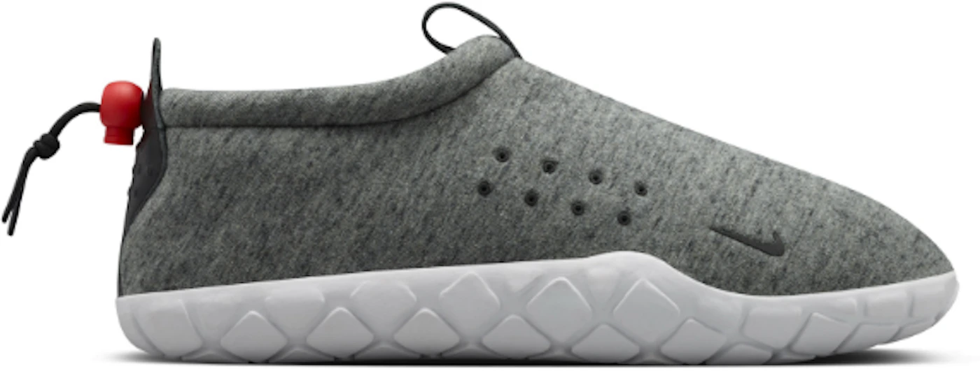 Nike Air Moc Tech Fleece Grey