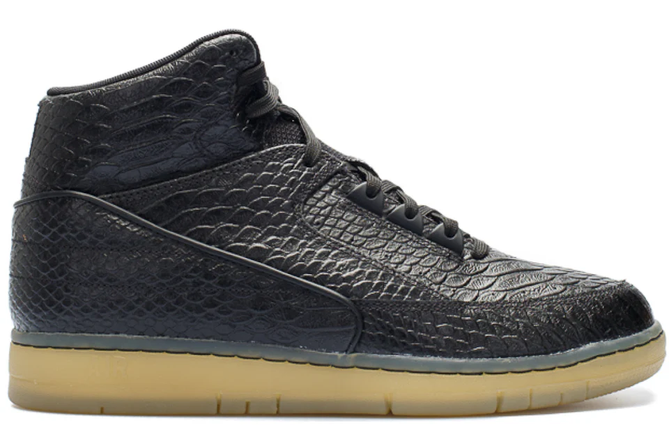 Nike air python deals black