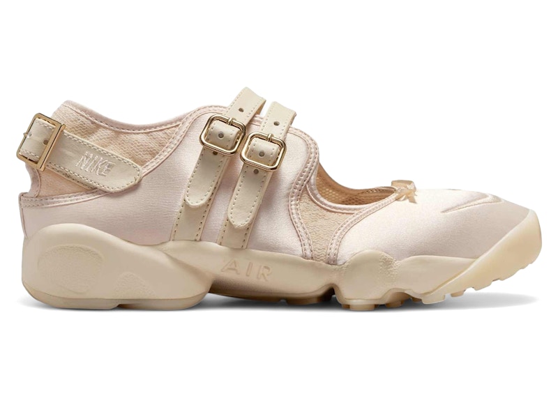 NIKE ☆ Air Rift Leather Women’s ‘Buckle Strap’ Nike Air Rift Triple Black Buckle Strap (Women's) - IB8881