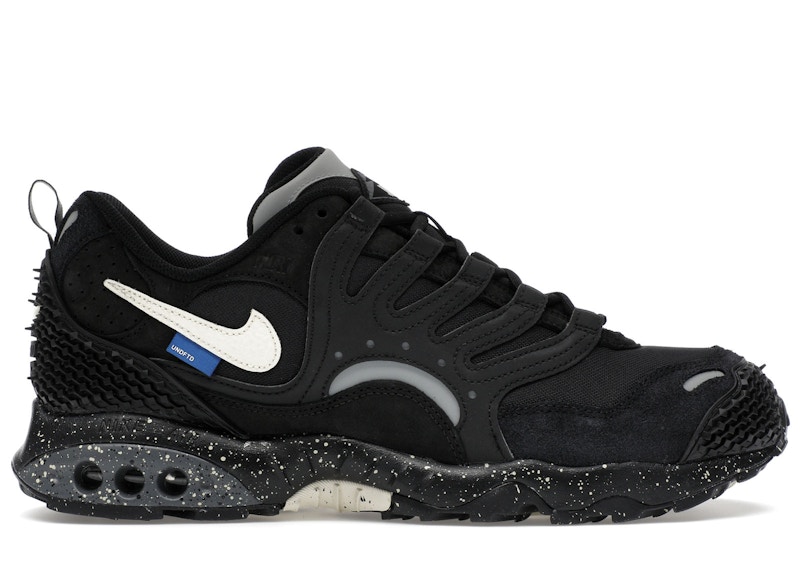 【あす楽対応】 Nike JP - FN7546-002 - メンズ Black Undefeated Humara Terra Air その他
