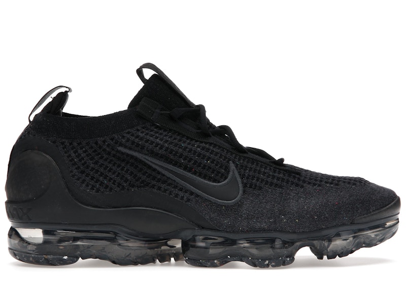 Nike vapormax shop black size 4