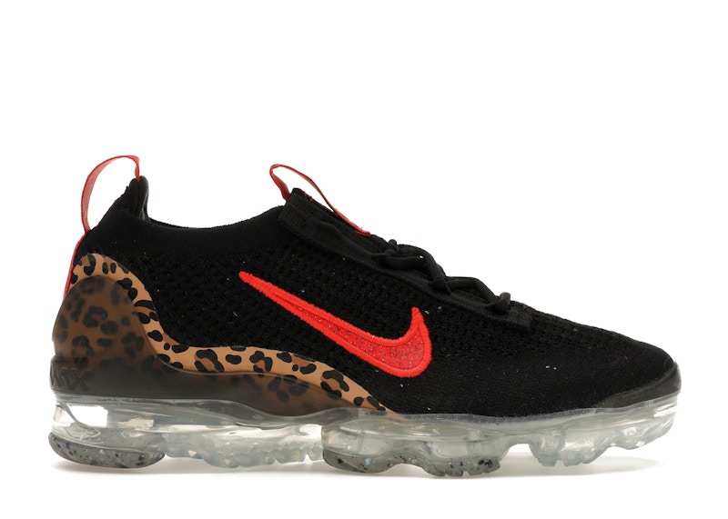 Nike air vapormax store flyknit black and orange