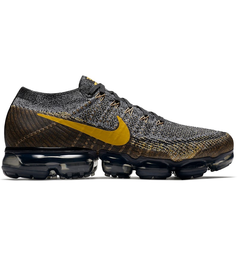 Gold nike vapormax hot sale