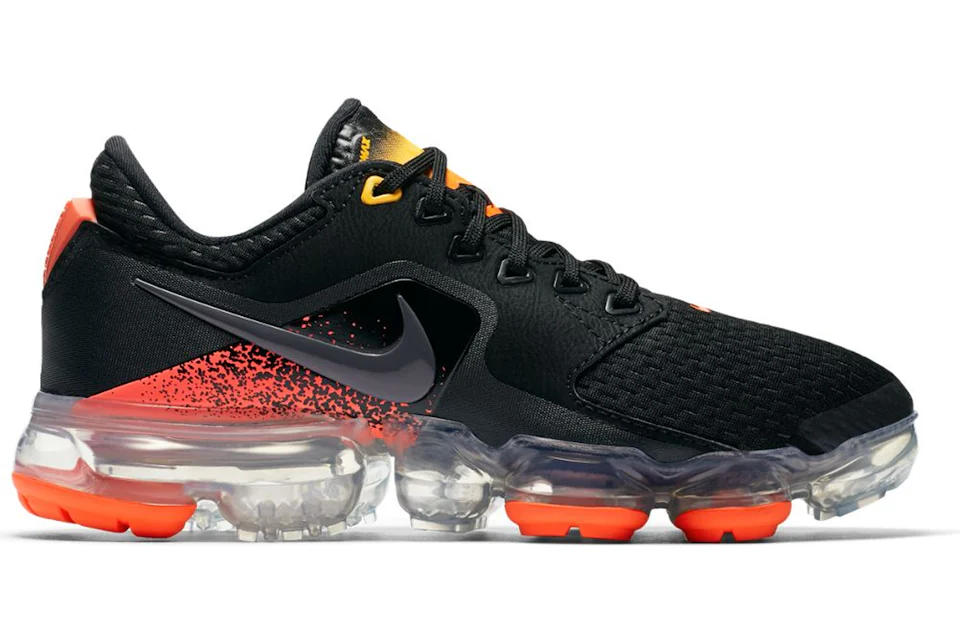 Vapormax top black crimson