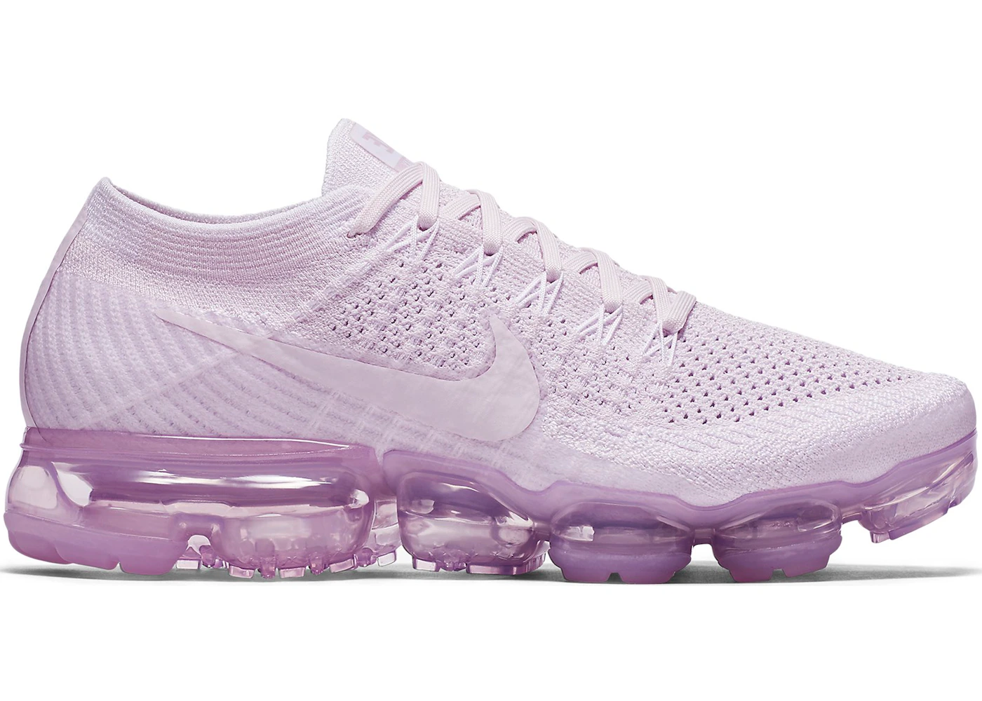 Light purple nike running shoes hotsell