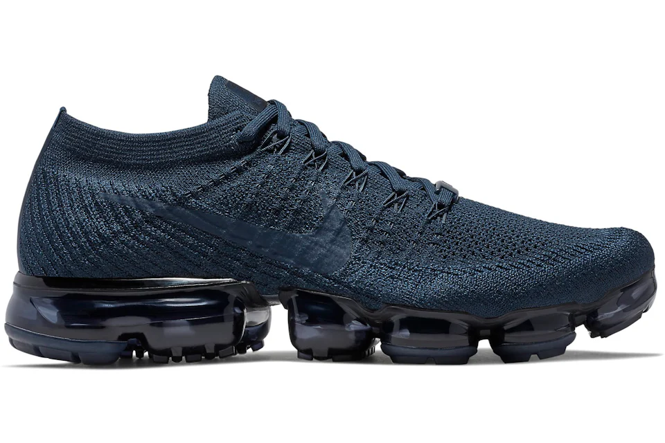College navy best sale vapormax