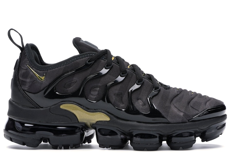 nike tn vapormax black gold