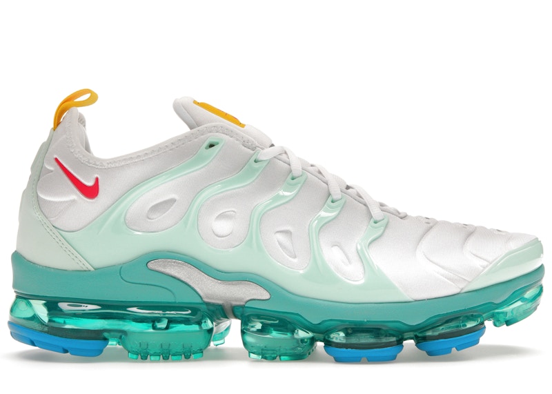 Vapormax plus shop chicago stockx