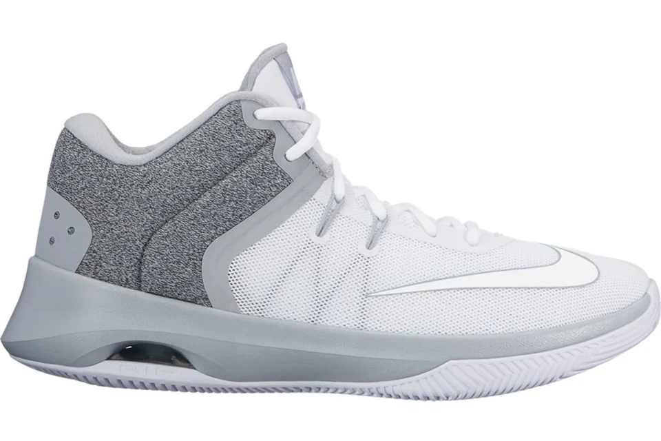 Nike air best sale versatile 2 price