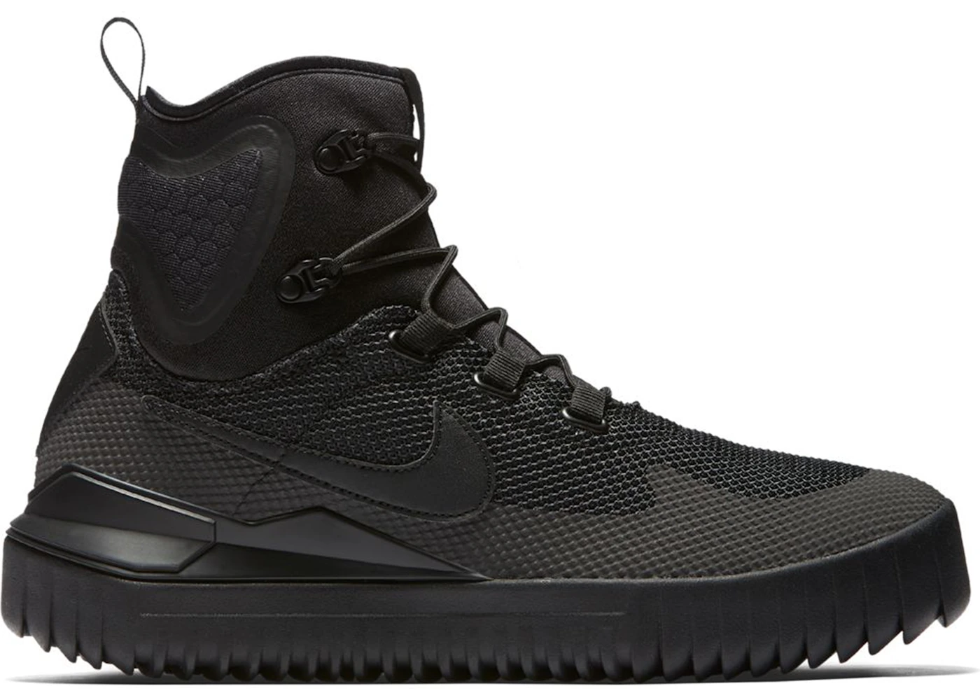Nike Air Wild Mid Triple Black Men s 916819 001 US