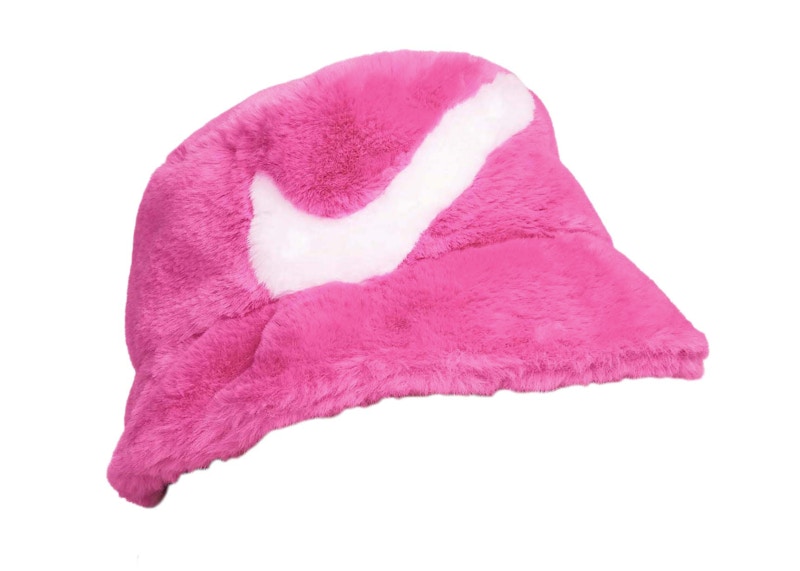 Butterfly Logo Baseball Hat | GUESS Factory