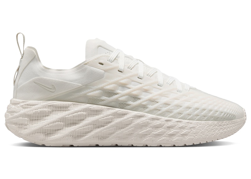 Nike Ava Edge Summit Light Bone Wit