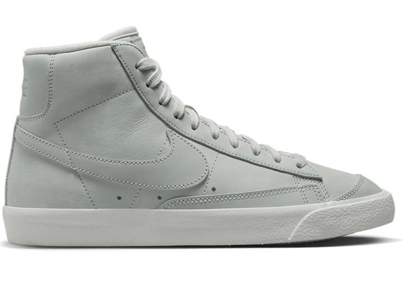 Nike Blazer Mid Premium MF Photon Dust (Women's)