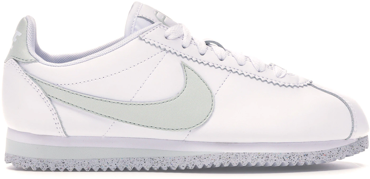 Nike Classic Flyleather White Light Silver (Women's) - - US