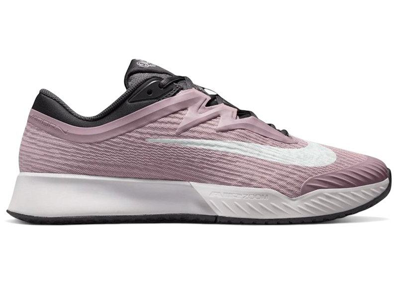 Men's Nike Court Air Zoom Vapor Pro 3 Premium HC Sneakers in Light Violet Ore/Anthracite/Vast Grey