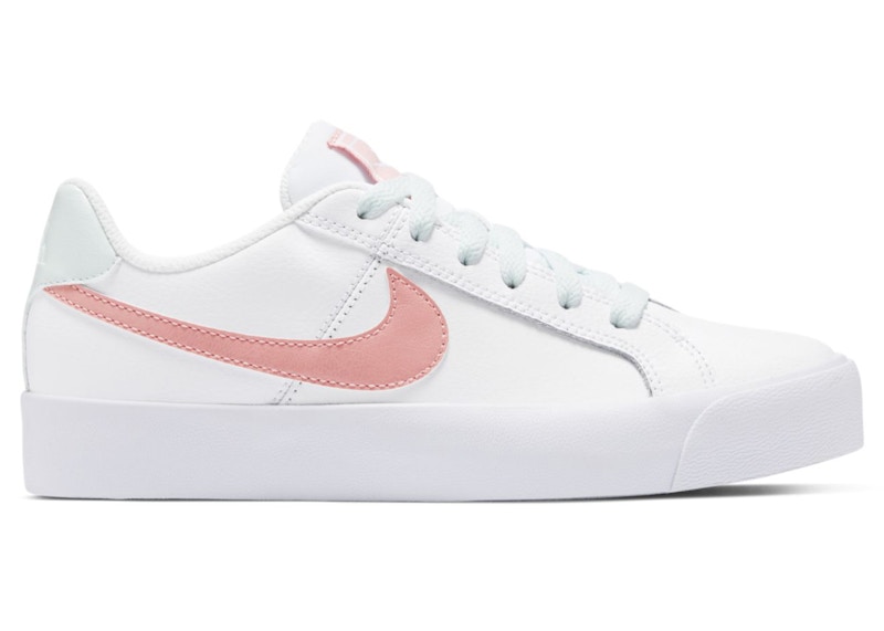 Women's nike shop court royale ac