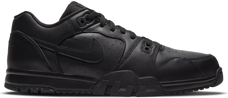 nike cross trainer low triple black