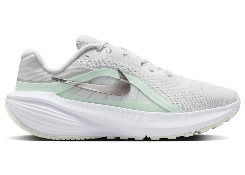 Nike Downshifter 14 Silver (Women's) Sneakers in Off White/Barely Green