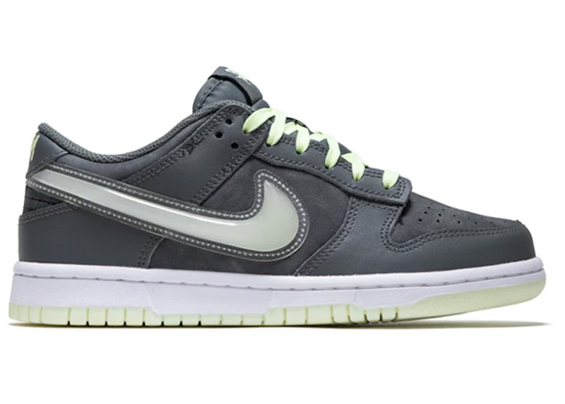 Nike dunk glow in the dark online