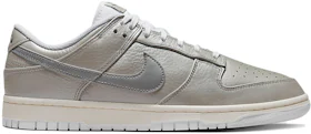 Nike Dunk Low 'Medium Curry' - Vaquette Sneakers