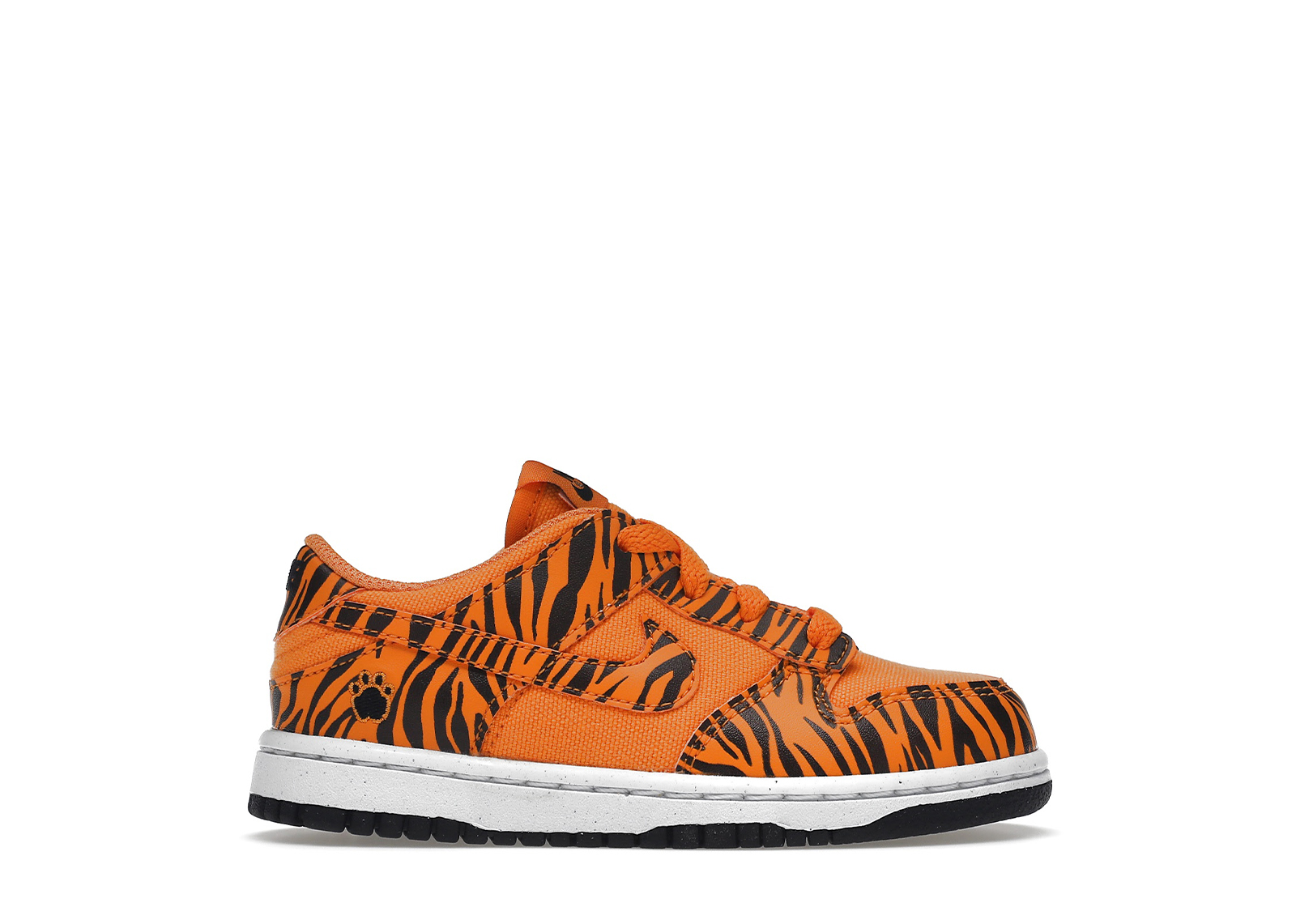 Tiger stripe nike store shoes