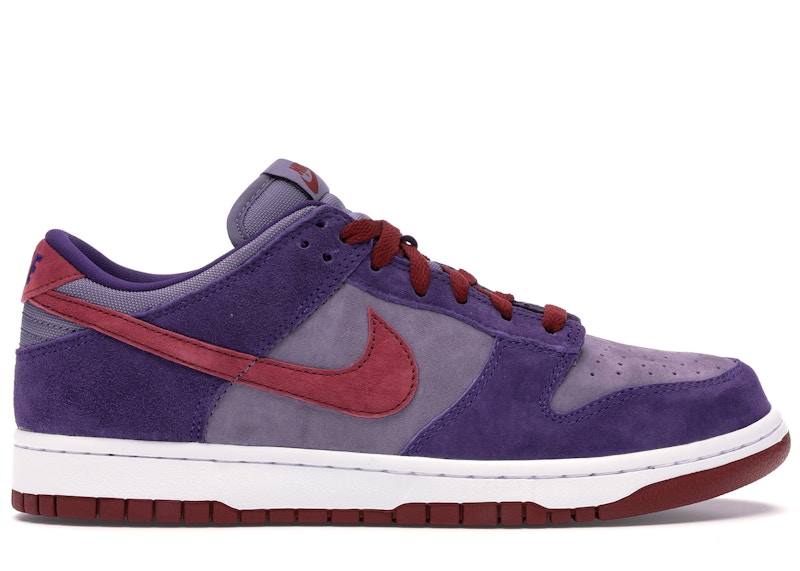 plum colored nike shoes