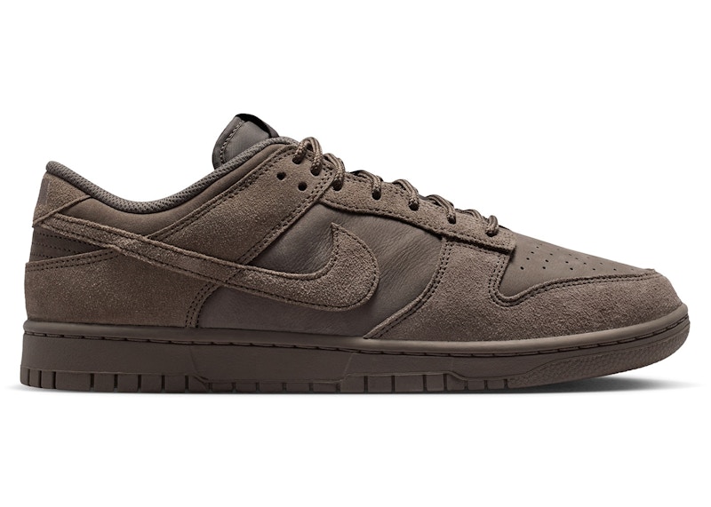 Men's Nike Dunk Low Retro SE Sneakers in Cave Stone