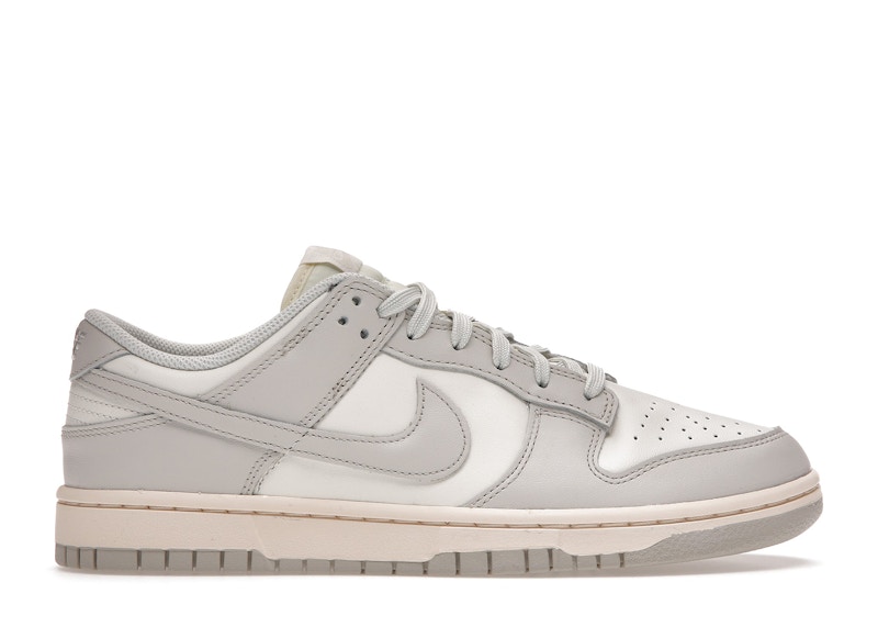 Dunk low light bone