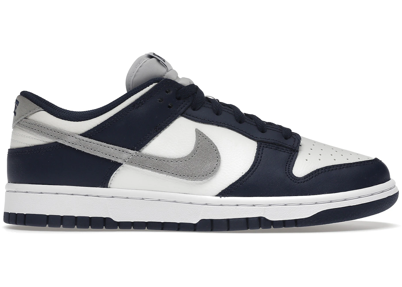 White navy dunk low Clearance