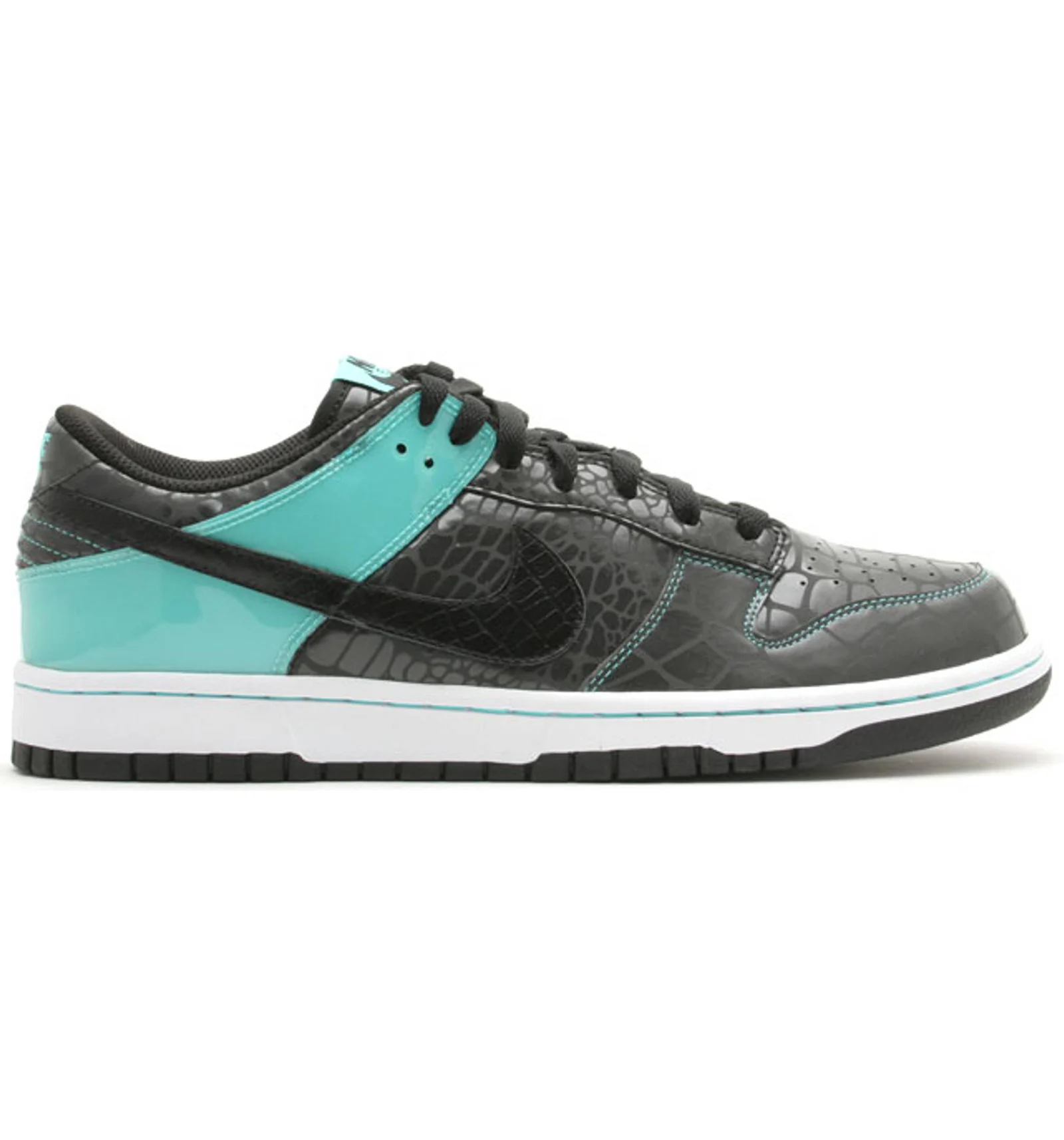 Untiffany dunks 2025