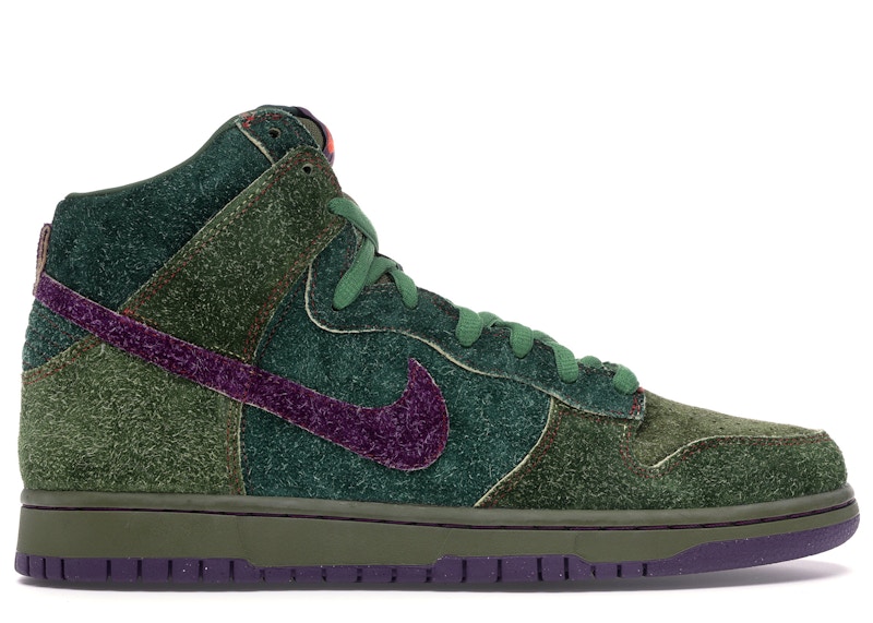 Nike SB Dunk High Skunk 420