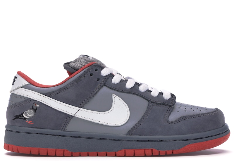 low top nike dunks released in 2005