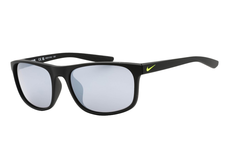 white vs white white air force 1