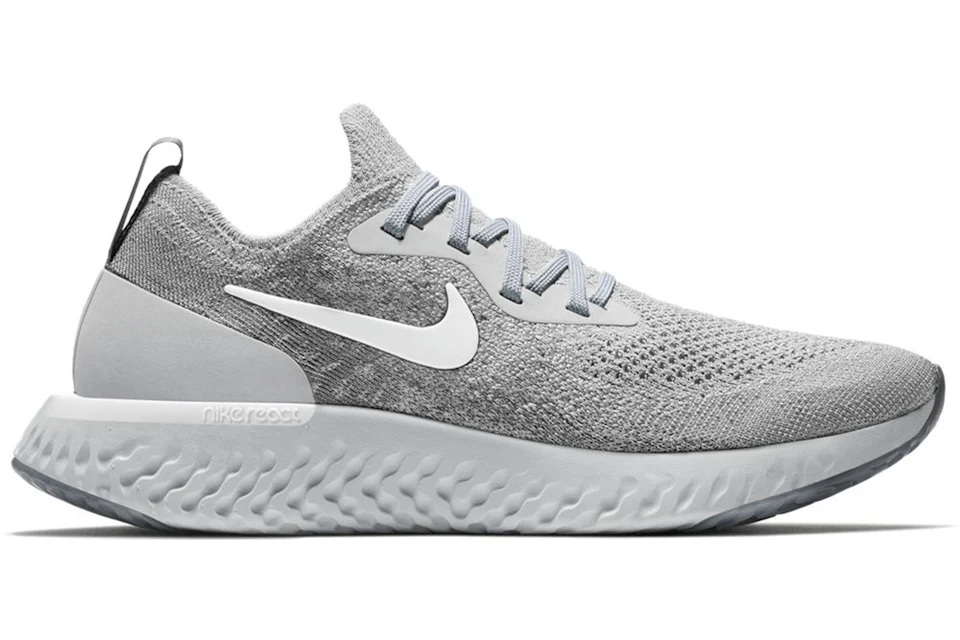Nike epic react top flyknit white gold