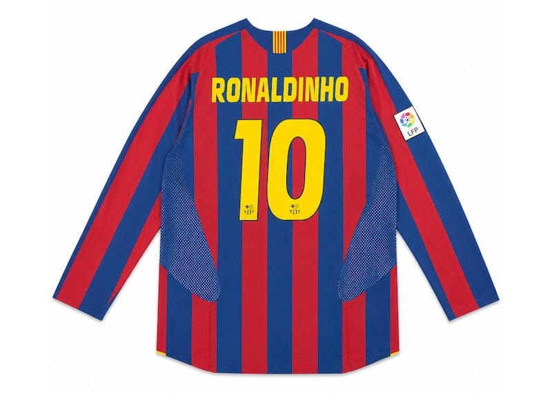 Nike FC Barcelona Re-Issue 2005/06 Ronaldinho #10 Home Jersey