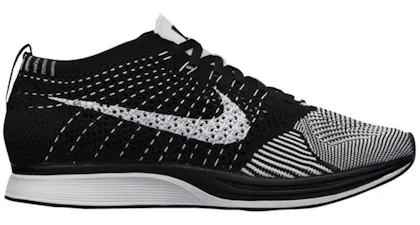 Nike Flyknit Racer Black Tongue - 526628-002