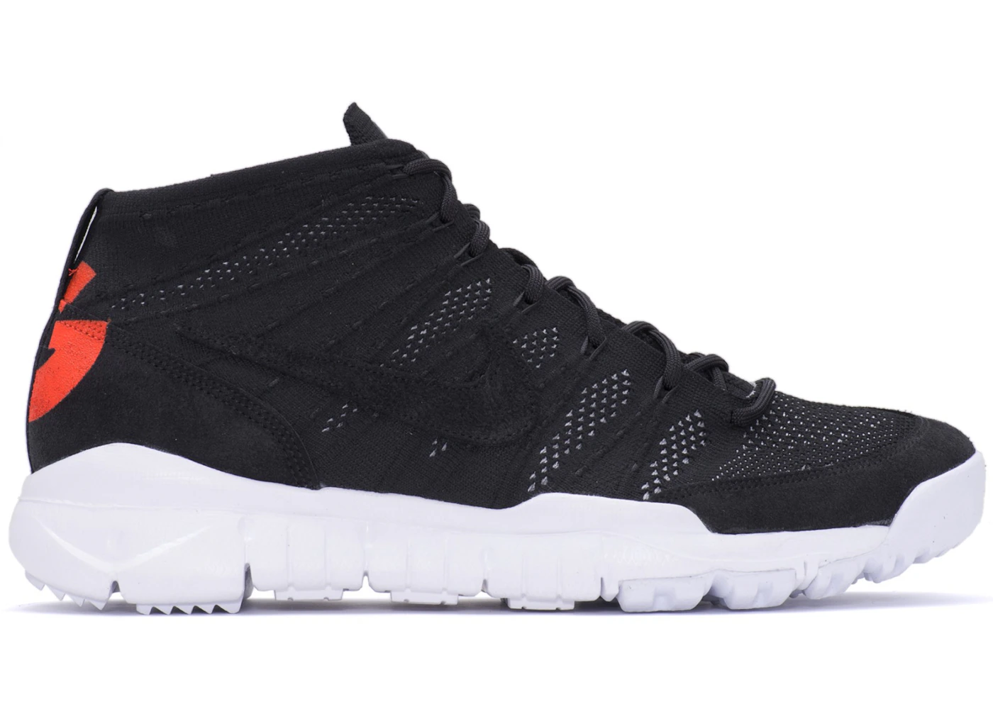 Flyknit trainer deals chukka fsb black